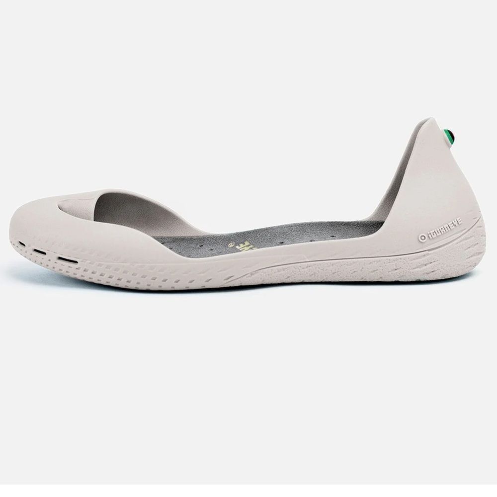 Iguaneye Freshoes  in Grey Size New Without tags and box Size 7